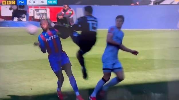 杀人足球致对手缝了几十针!英足总寻求加重对米尔沃尔门将的处罚