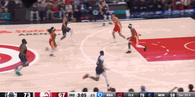 简直是球队发动机！本-西蒙斯连送3助攻 快船持续发力扩大领先