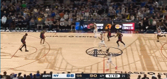 亏上加亏！唐斯持球突破被切丢球 反抢追梦被吹犯规&个人第5犯！