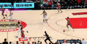 杀疯了！格莱姆斯无视防守运球干拔三分 生涯新高46分啦！